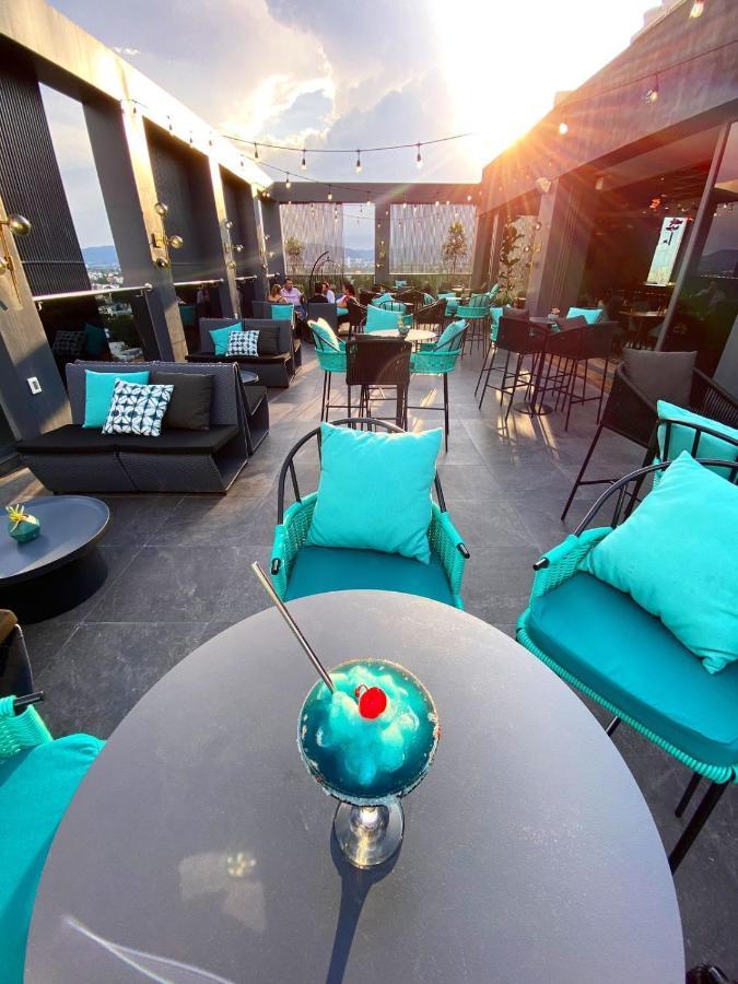 Becquer Hotel Guadalajara Bagian luar foto